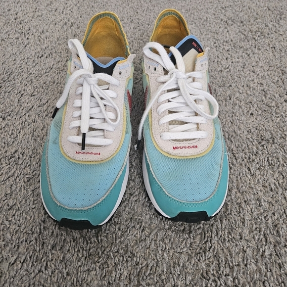 Nike Waffle One SE in Mint Foam / University Red Sneakers Size 9.5 Men - Picture 4 of 9